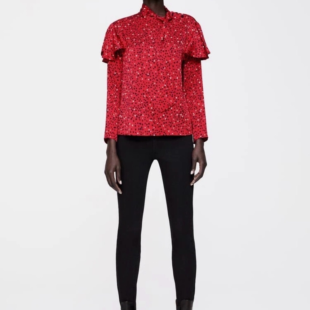 Red Heart Print Top - Picture 4 of 5